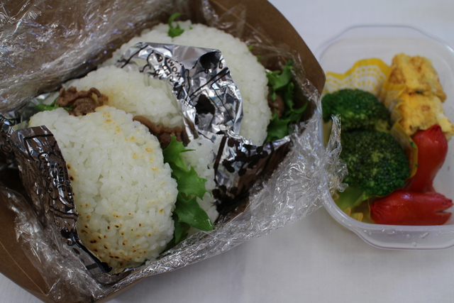 ２年弁当.JPG