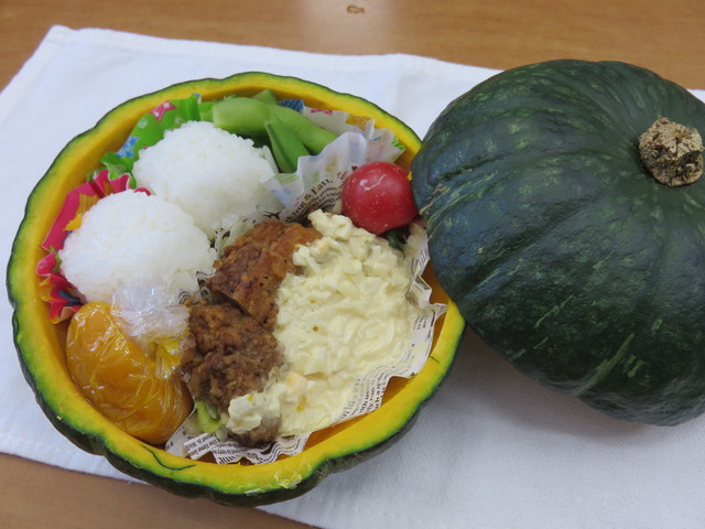２年弁当.JPG