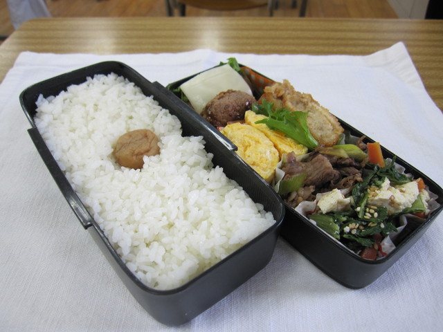 ２年弁当.JPG