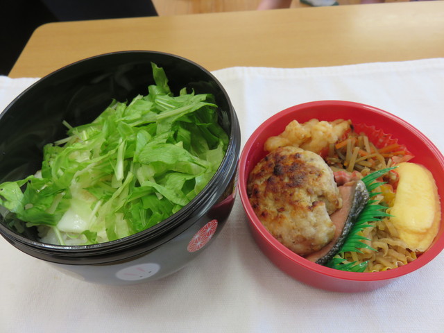２年弁当.JPG