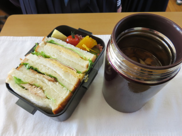 ２年弁当.JPG