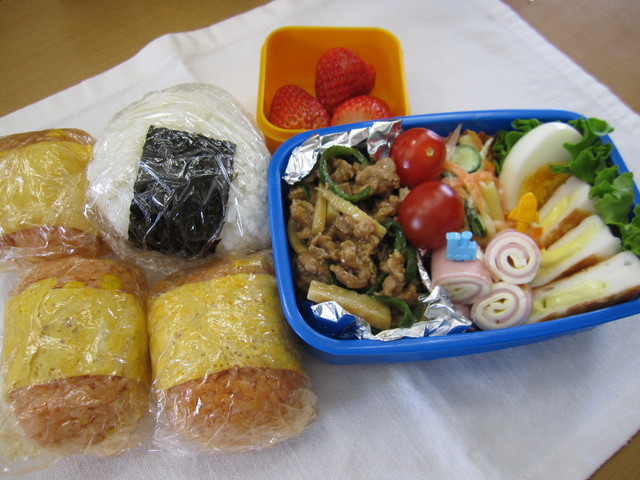 ２年弁当.JPG