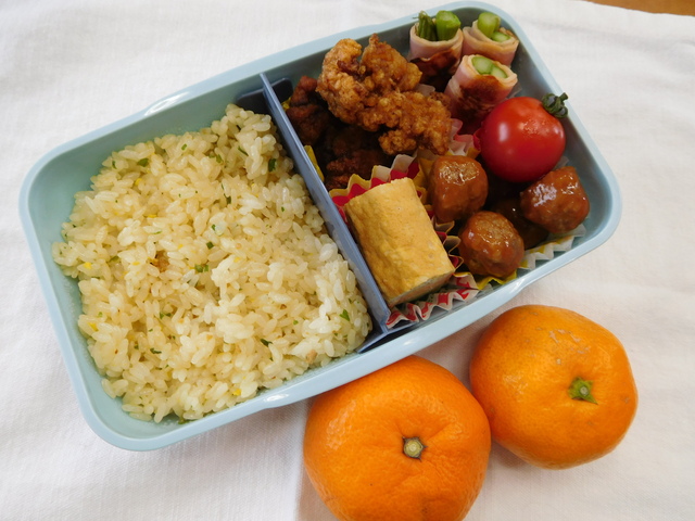 ２年弁当.JPG