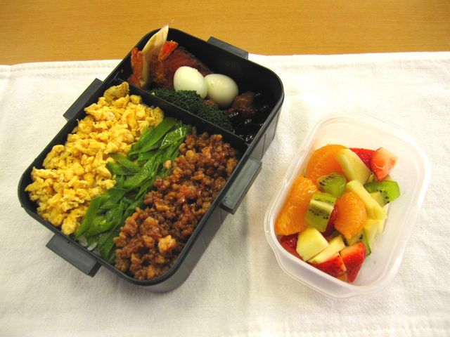 ２年弁当.JPG