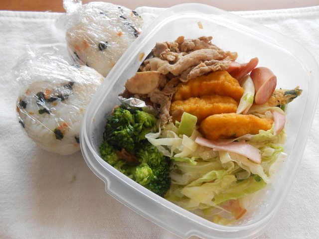 ２年弁当.JPG